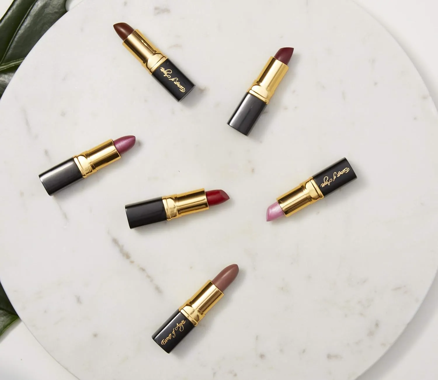 𝗘𝘀𝘀𝗲𝗻𝗰𝗲 𝗼𝗳 𝗔𝗿𝗴𝗮𝗻 Moisturizing Long Lasting Brown Lipstick with 100% Organic Argan Oil, Shea Butter & Aloe Vera - Chocolate Kiss