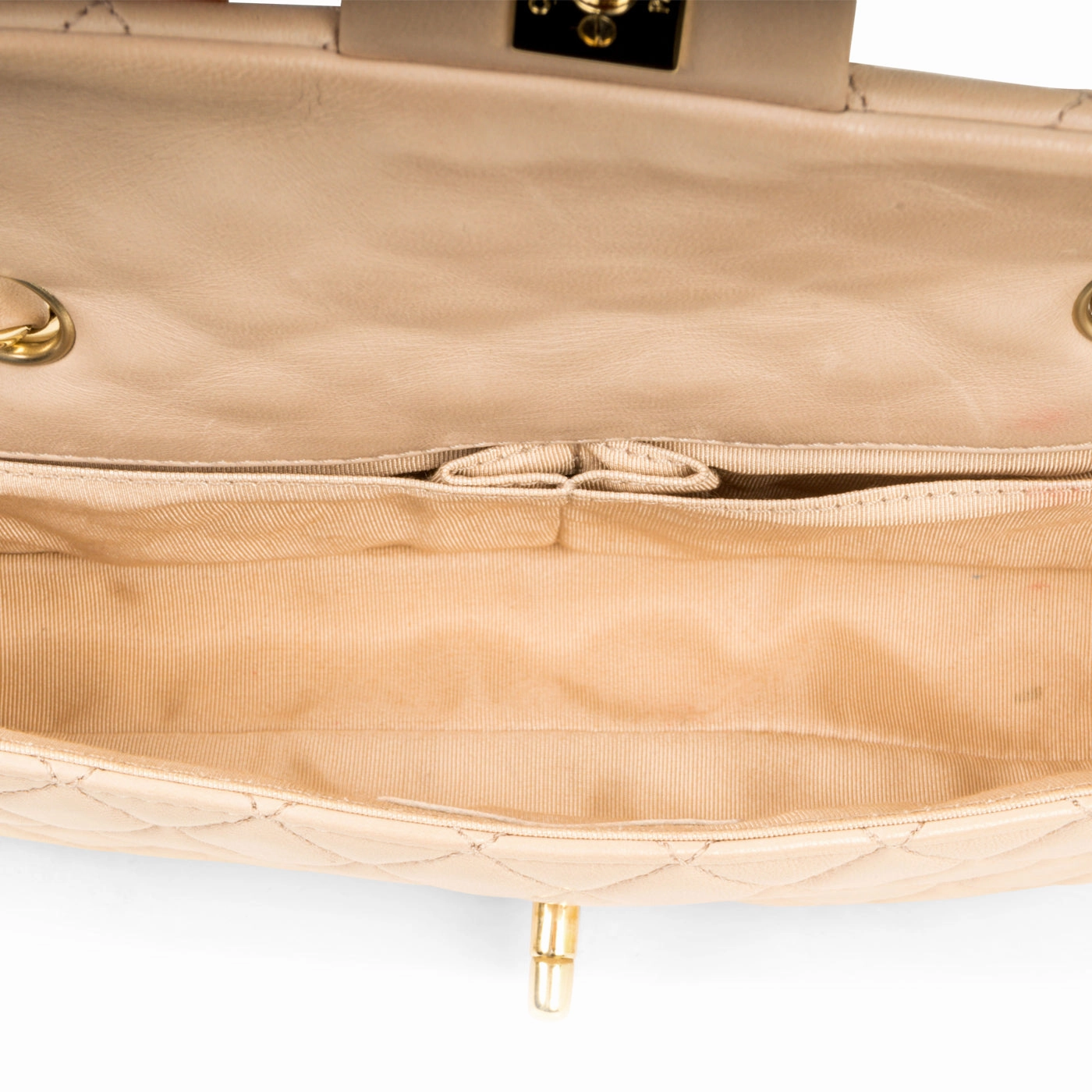 Chanel East/West Bag Flap Trustworthy assistance Highly recommended Valentine