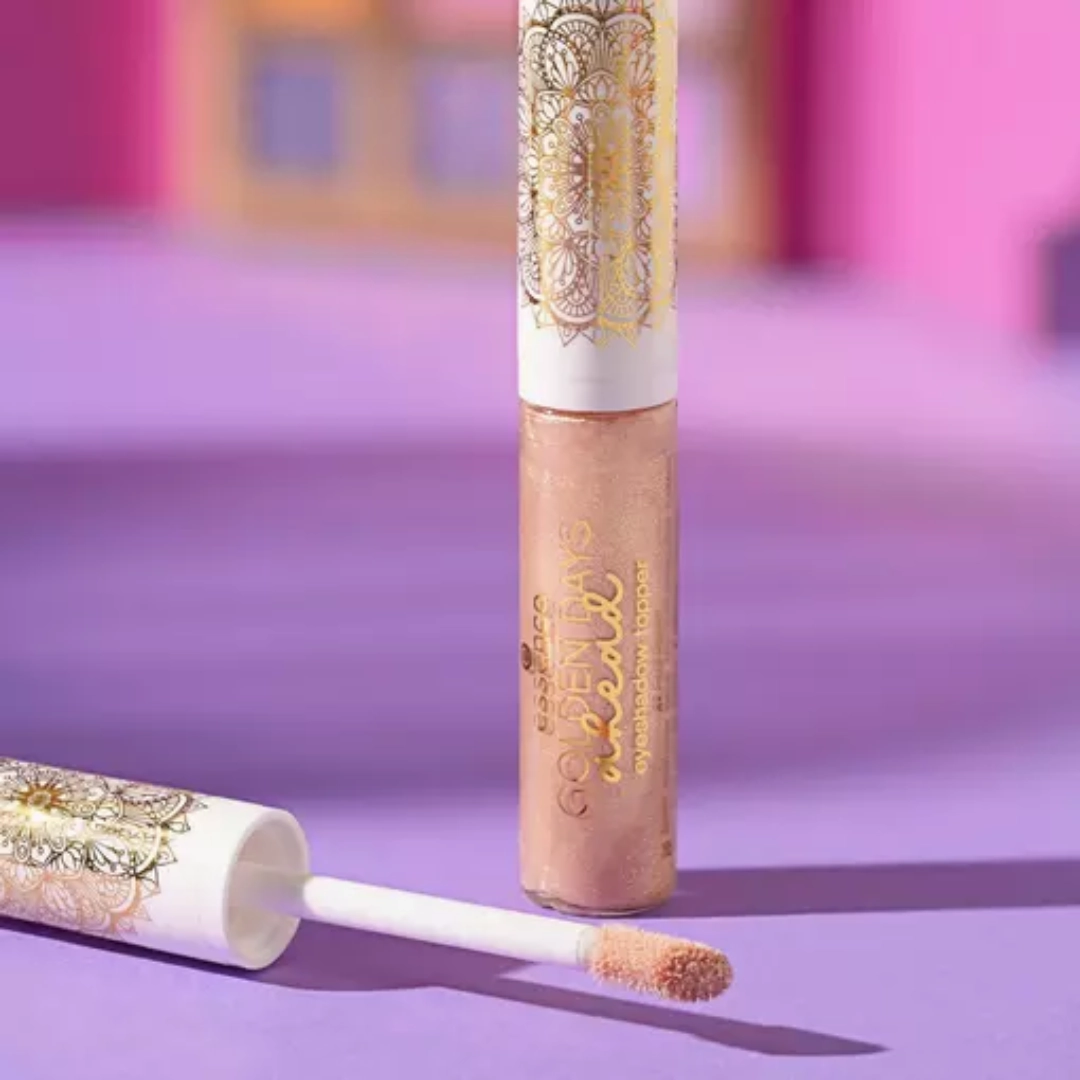 Essence Golden Days Ahead Eyeshadow Topper 01