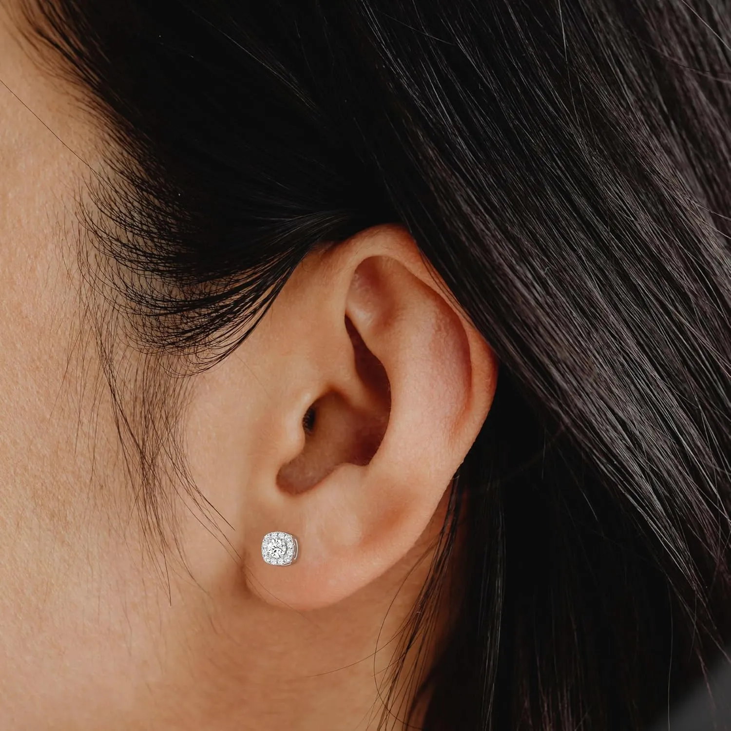 GildedLab-Grown Diamond Cushion Halo Stud Earrings for Women, Round Cut, 4-Prong, Push Back, 925 Sterling Silver or 14 KTGold-Plated, F Color SI1
