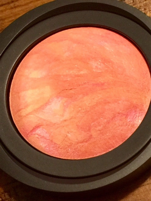 LAURA GELLER, BLUSH AND BRIGHTEN PEACH NECTAR