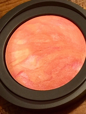 LAURA GELLER, BLUSH AND BRIGHTEN PEACH NECTAR